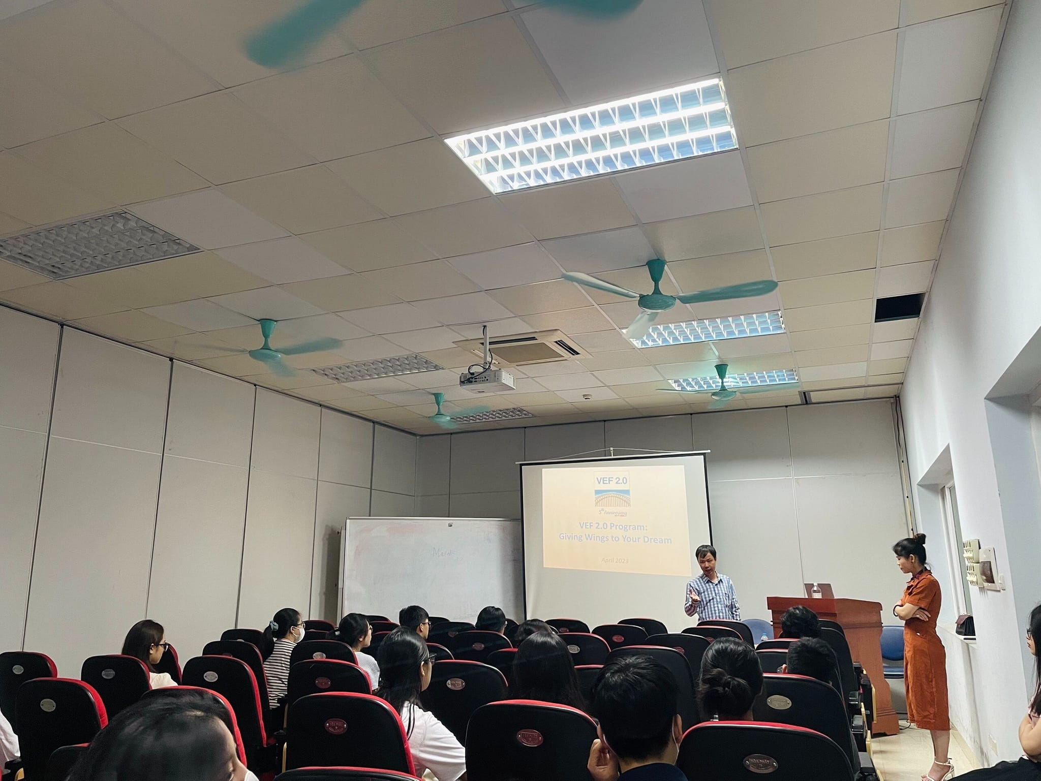 Seminar in Y Ha Noi.7